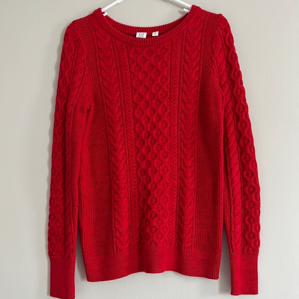 Gap cable knit sweater